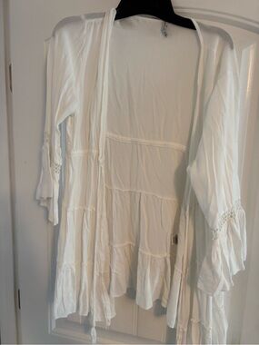 Raviya White Tiered Open-Front Tunic with Crochet Sleeves